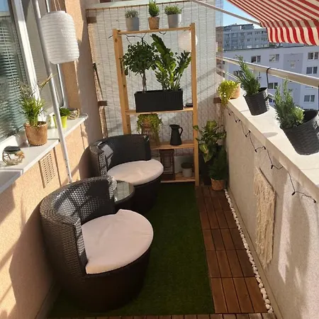 Modern 2 Apt With Free Parking And Wi-fi, Self Check-in Apartment *