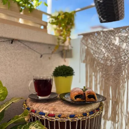 Апартаменты Modern 2 Apt With Free Parking And Wi-fi, Self Check-in *